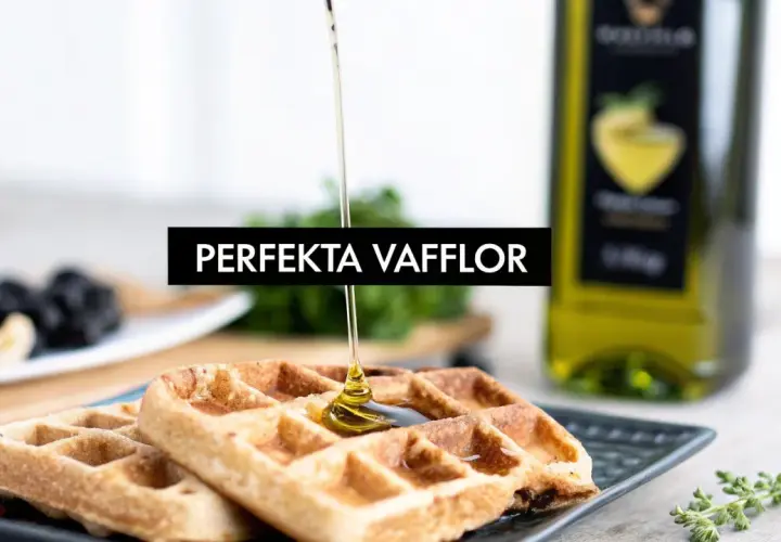Perfekta våfflor med honung som ringlas över. Ett recept på krispiga och gyllene våfflor.