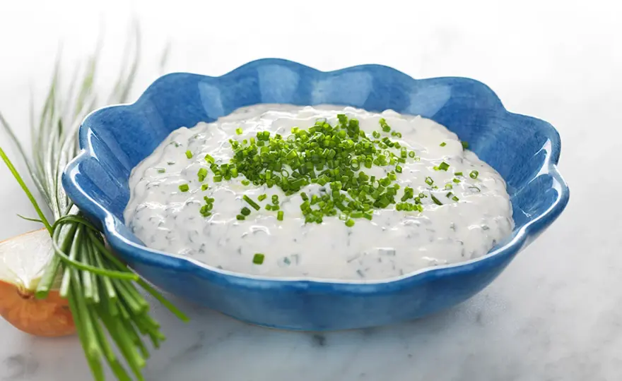 Kall gräddfilsås till paj - Recept & tips för bästa smaken