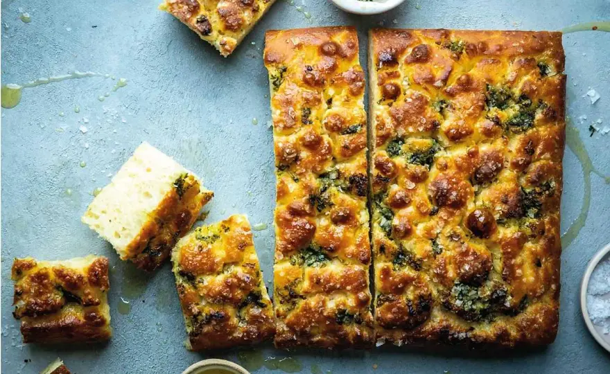 Focaccia i långpanna - Baka perfekt bröd varje gång!