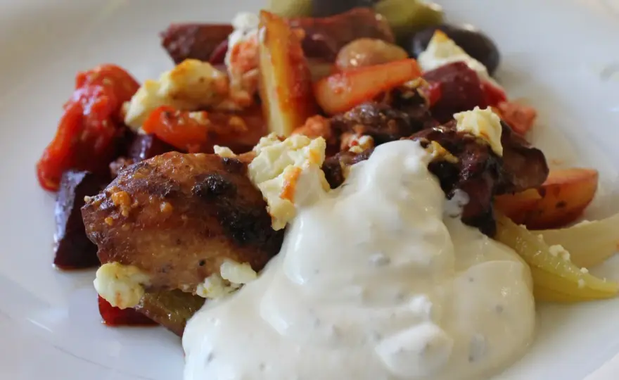 Grekisk pyttipanna - Så lyckas du med rostad potatis & fetaost