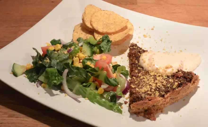 Sallad till tacopaj - Krispig & fräsch balans